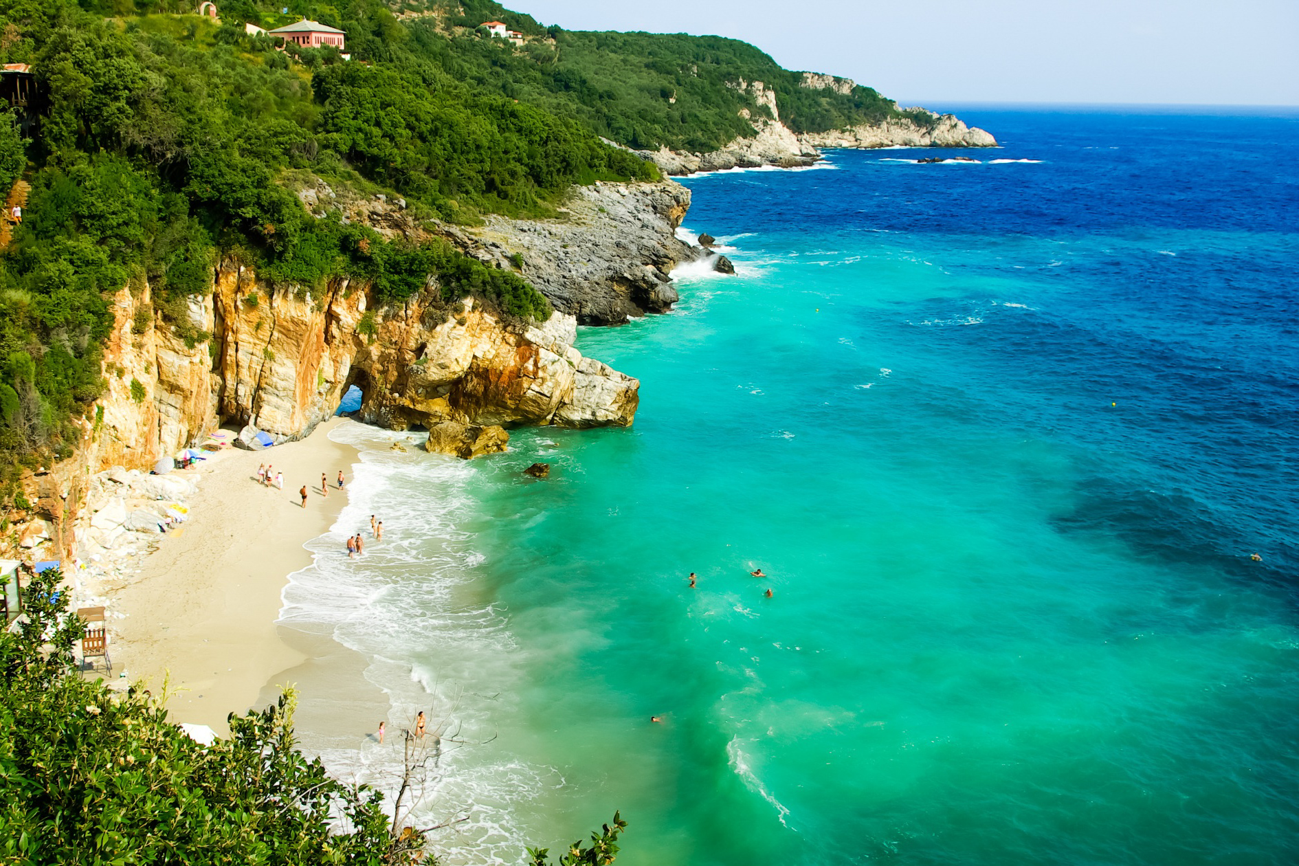 AdobeStock_80409695 Beach Thessaly Greece