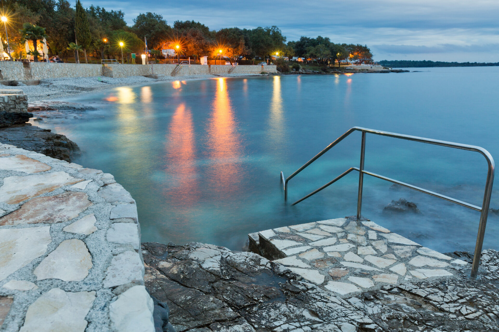 FKK-Resort Kroatien am Abend