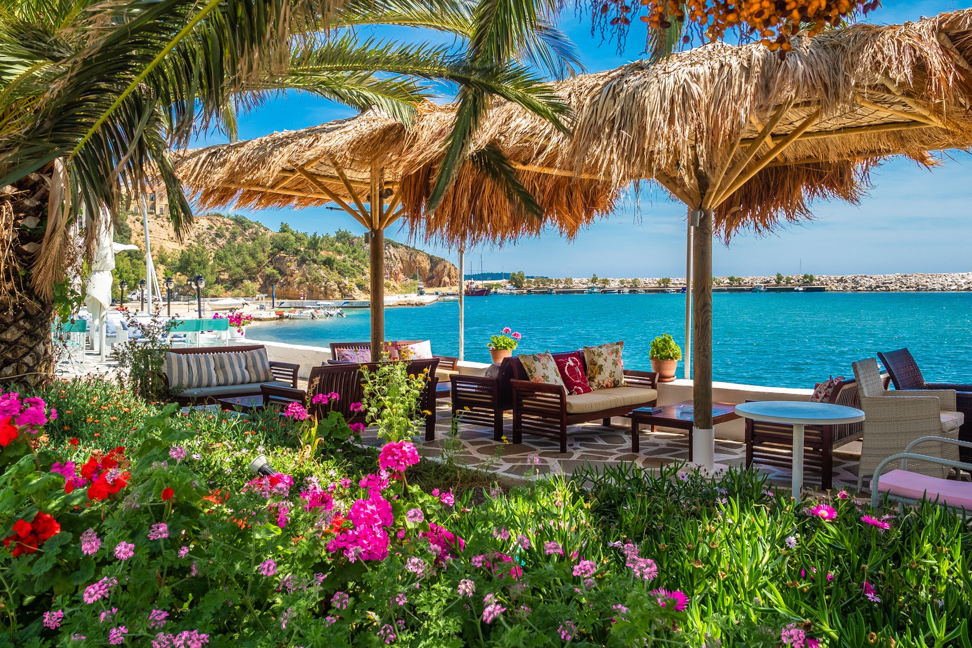 Luxuriöse Unterkunft mit Meerblick und Palmen – ideal für einen entspannten FKK-Urlaub auf Gavdos oder Kreta