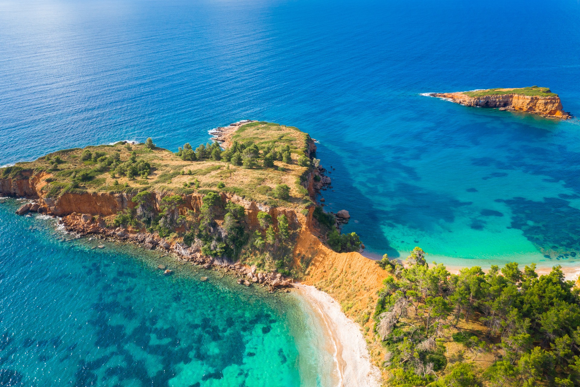 Amazing beach of Kokkinokastro with orange sand in Alonnisos isl FKK-Lifestyle