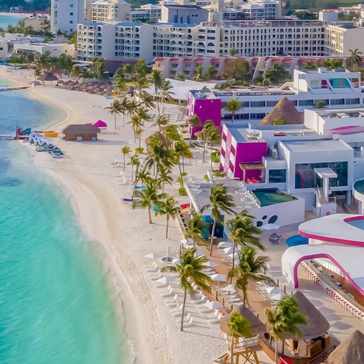 FKK-Resort Temptation Cancun Mexiko – Adults Only Strandurlaub Temptation Cancun Resort Mexiko – FKK-Resort direkt am weißen Sandstrand mit Palmen und türkisblauem Meer