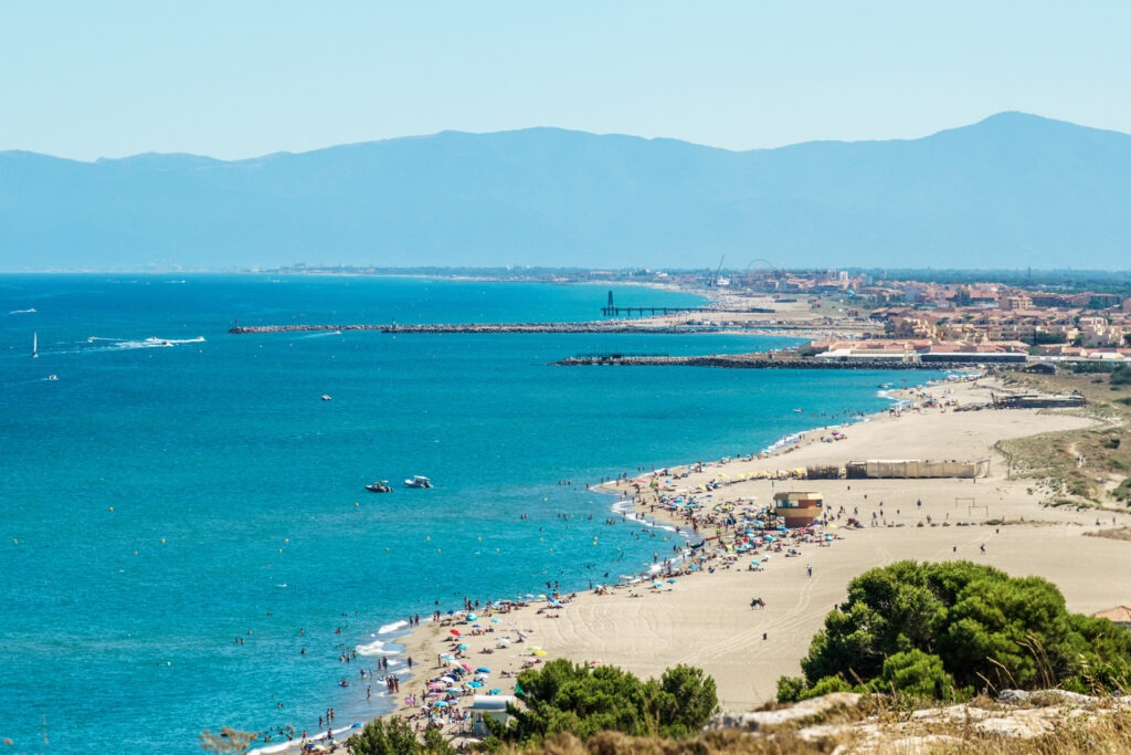 Leucate Town and beach in France Naturist Park Koversada bei Vrsar mit Meer, Inseln und FKK-Stränden