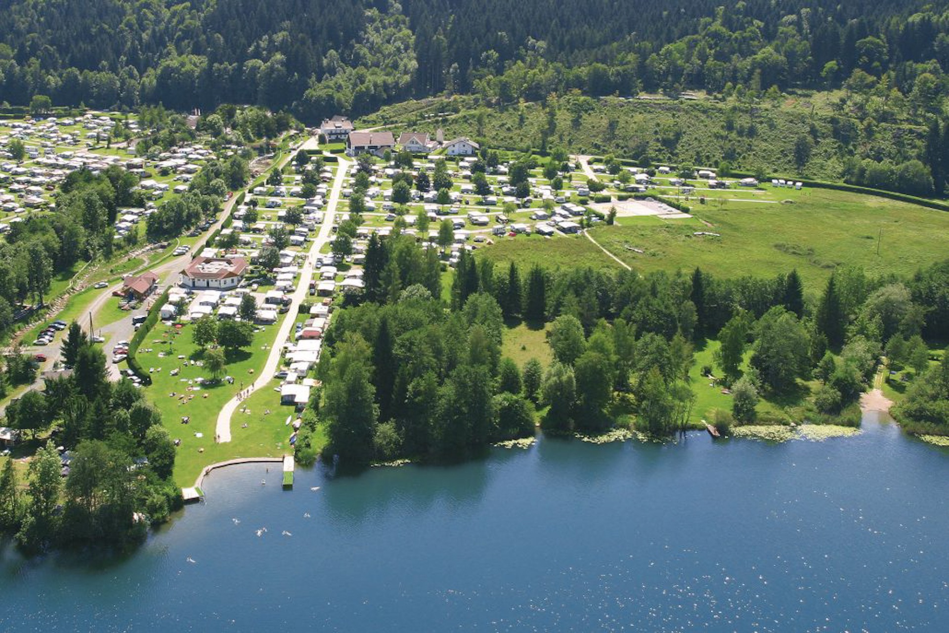 FKK-Camping Resort Müller, Keutschacher See Österreich Beautiful adult woman enjoying relaxing day at the spa - Attract