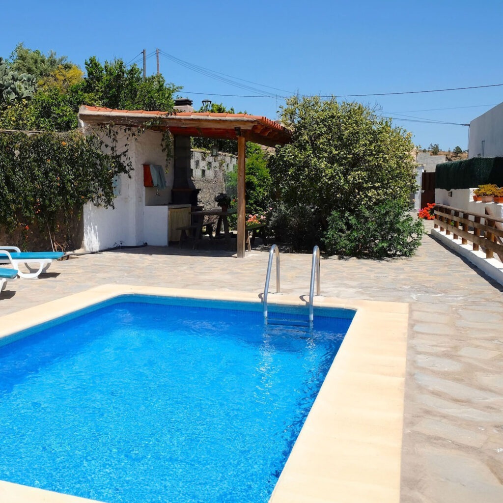Casa Sofia – FKK-Unterkunft mit Pool und Terrasse in ruhiger Lage