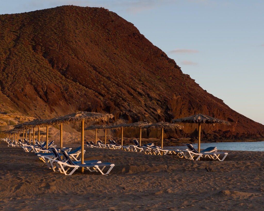 Playa de la Tejita, Tenerife, Canary Islands FKK-Strand Playa de Maspalomas auf Gran Canaria mit goldgelbem Sand, Dünen und Atlantikblick.