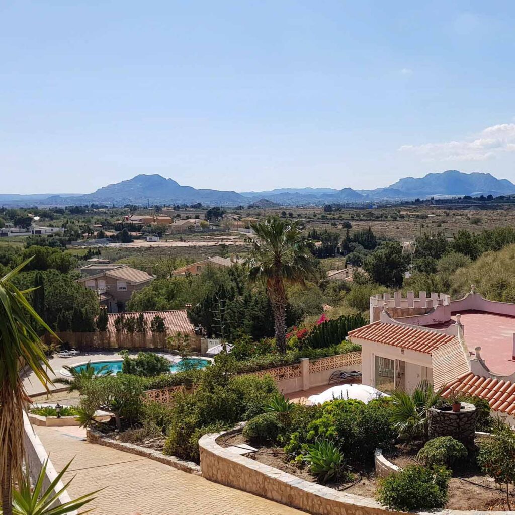 FKK-Resort Charco del Palo mit Pool und Meerblick auf Lanzarote