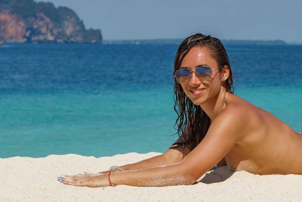 FKK Urlaub Kanaren Strand Palmen Teneriffa Sandstrand Atlantik Küste Spanien