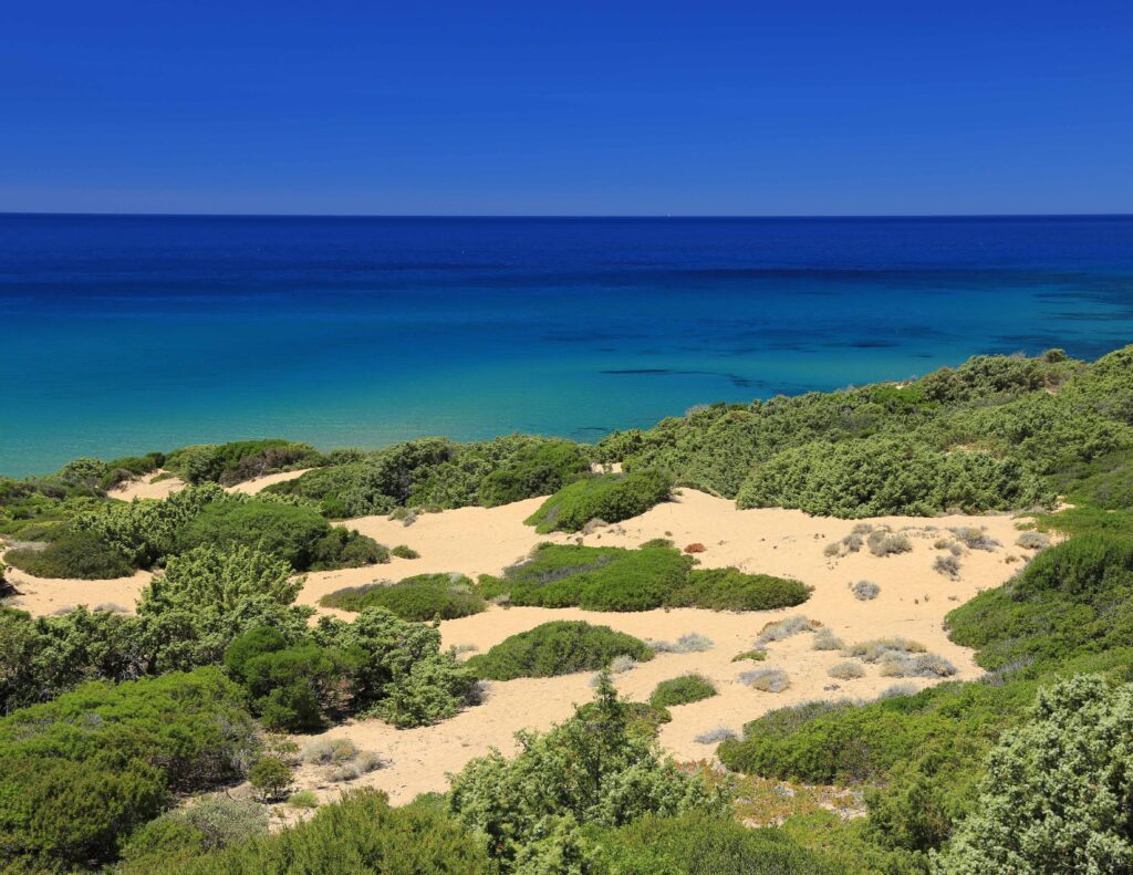 Sardinien - Italien - Spiaggia di Piscinas Naturist Park Koversada bei Vrsar mit Meer, Inseln und FKK-Stränden